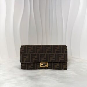 FENDI FF Logo Fabric Wallet On Chain (WOC) Brown